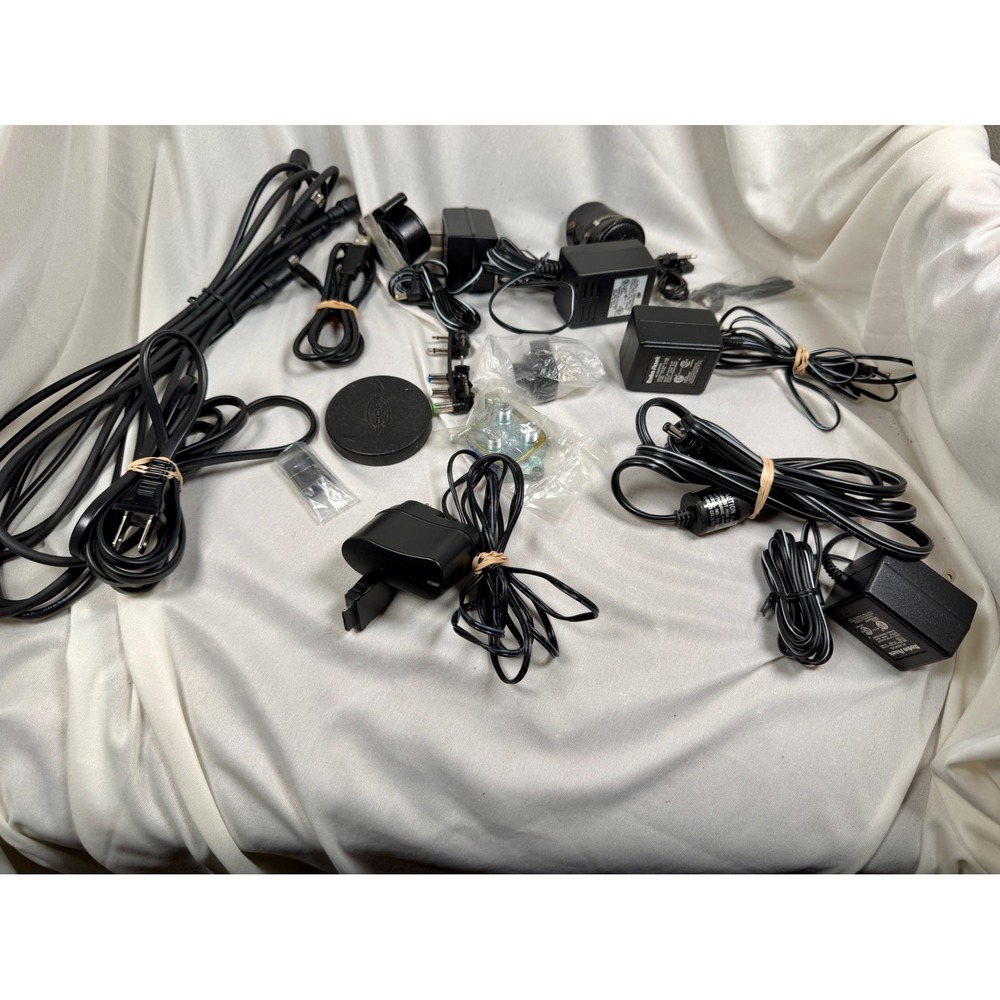 Mixed Electronics Lot RadioShack AC Adapters Cables Scope Power Supply Parts